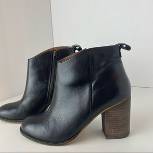 B.P Black Leather Ankle Booties
